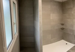 Salle de bain, pose de faïence